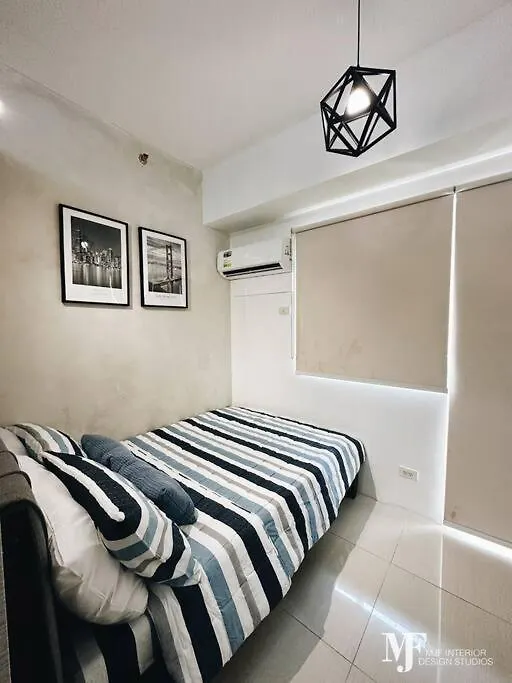 Field Residences - Reina Suites Manila